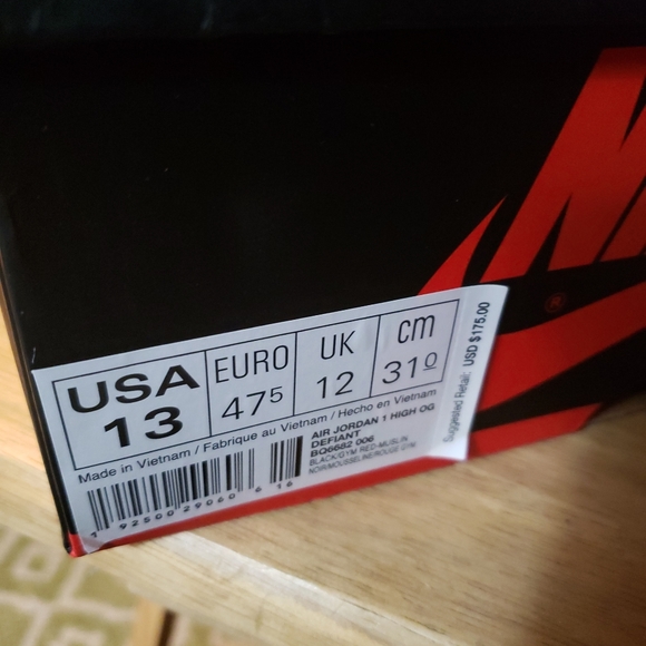 Jordan 1 Og Defiant 13 - Picture 2 of 8